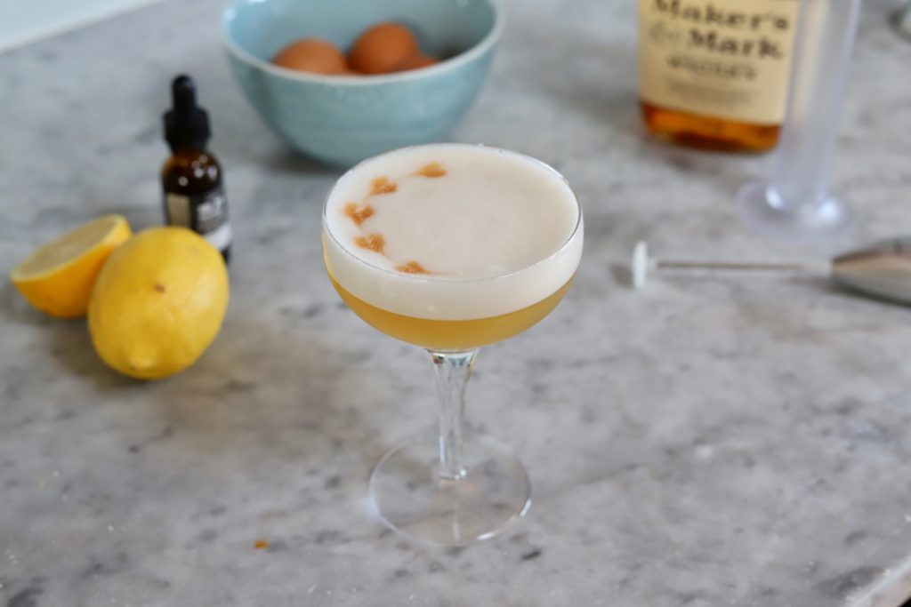 classic whiskey sour recipe egg white